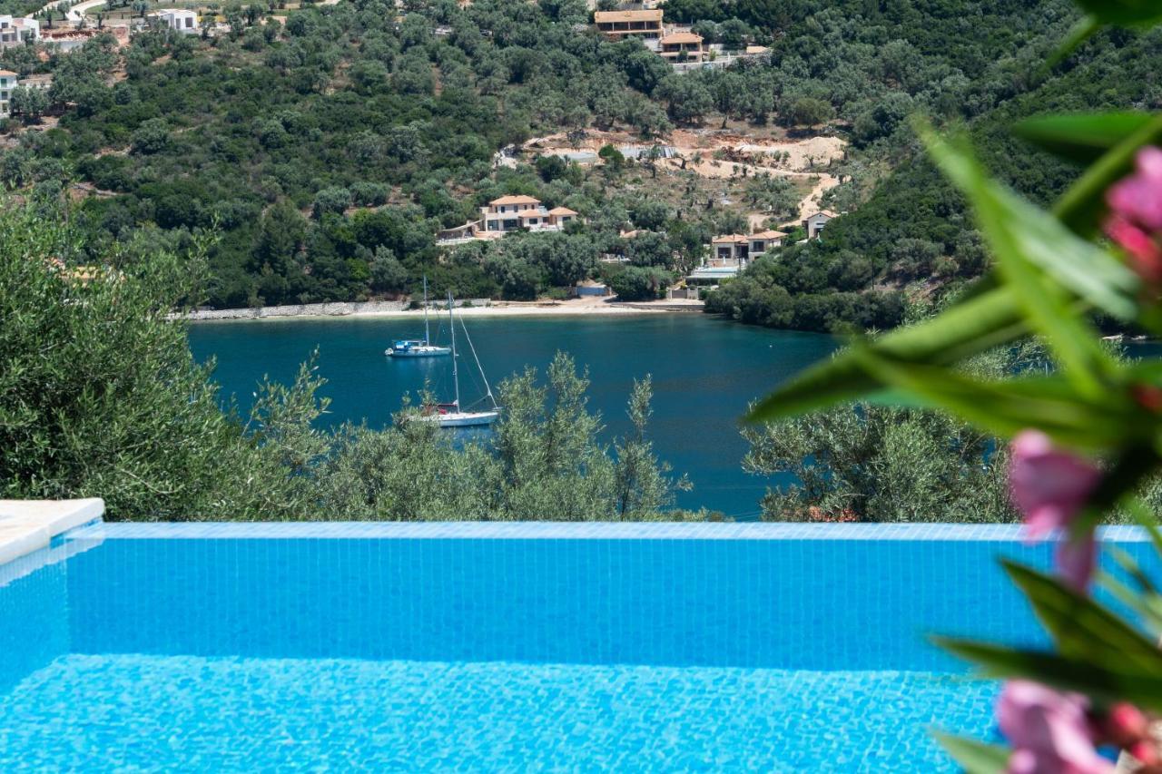 Villas Amantea- Four Villas With Big Pool And Infinity Pool