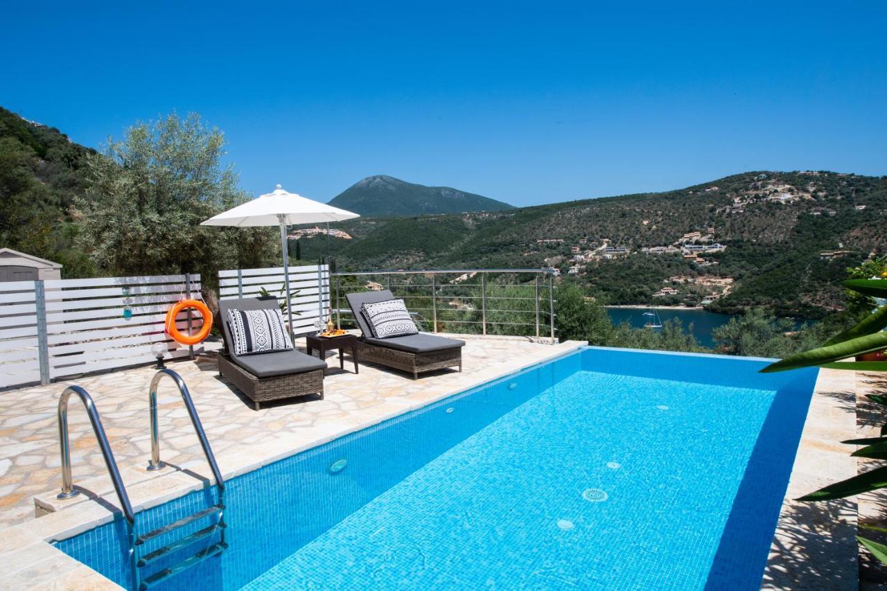Villas Amantea- Four Villas With Big Pool And Infinity Pool *