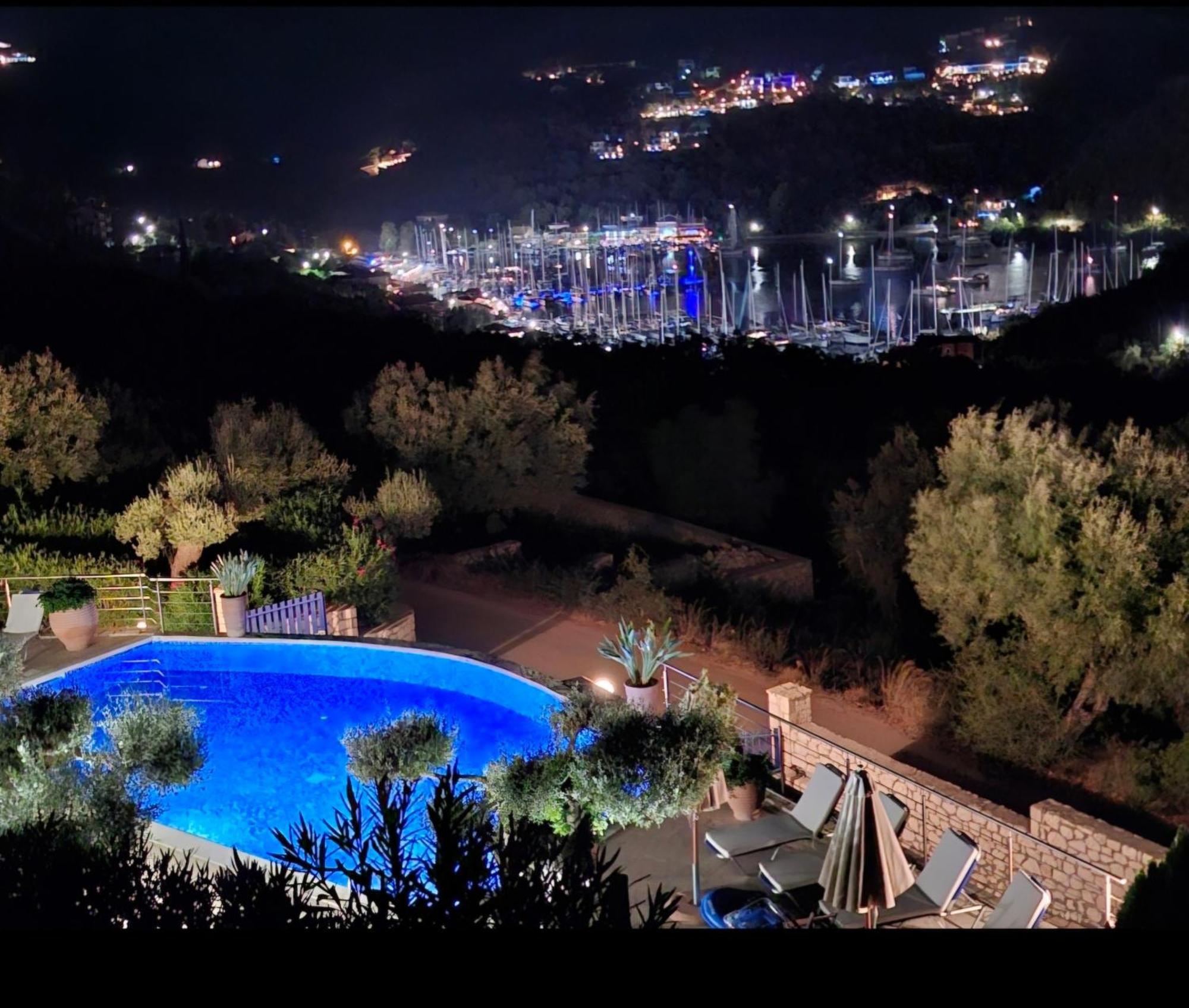 Villas Amantea- Four Villas With Big Pool And Infinity Pool