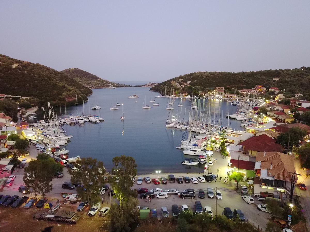 Villas Amantea- Four Villas With Big Pool And Infinity Pool Syvota