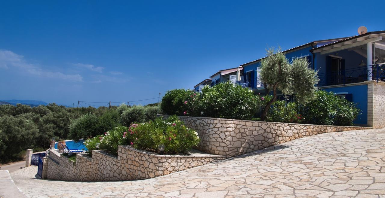 Villas Amantea- Four Villas With Big Pool And Infinity Pool Syvota