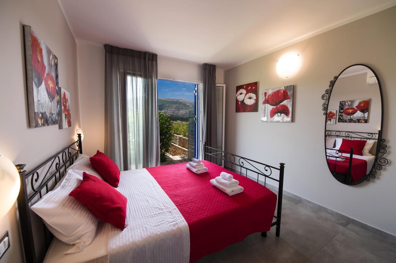 Vakantiehuis Amantea- Four With Big Pool And Infinity Pool *
