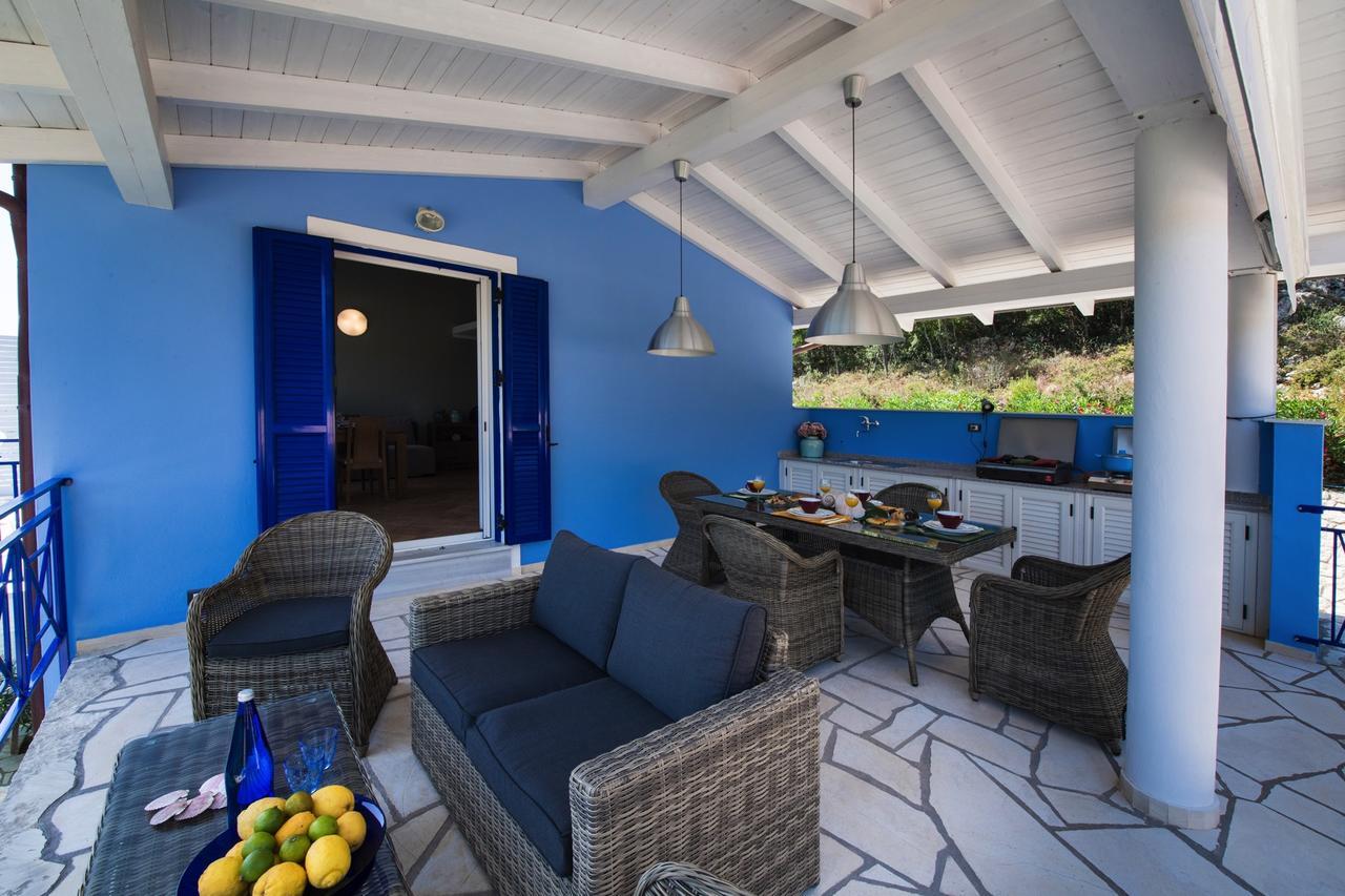 Ferienhaus Villas Amantea- Four Villas With Big Pool And Infinity Pool