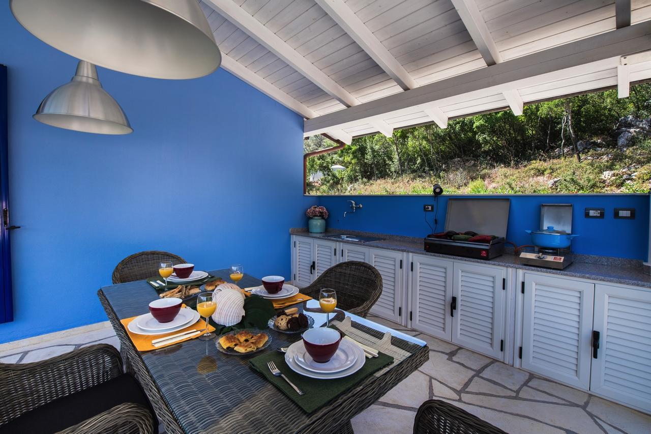 Vakantiehuis Amantea- Four With Big Pool And Infinity Pool Sívota